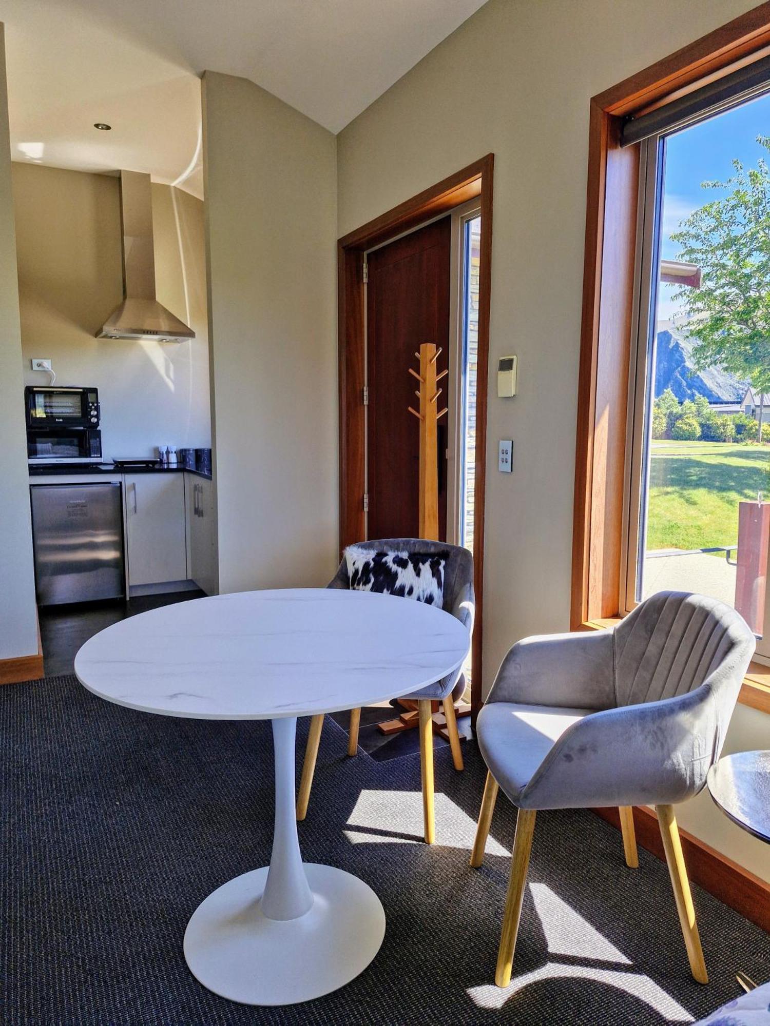 Studio Nestled In Ridgecrest Wanaka Luaran gambar