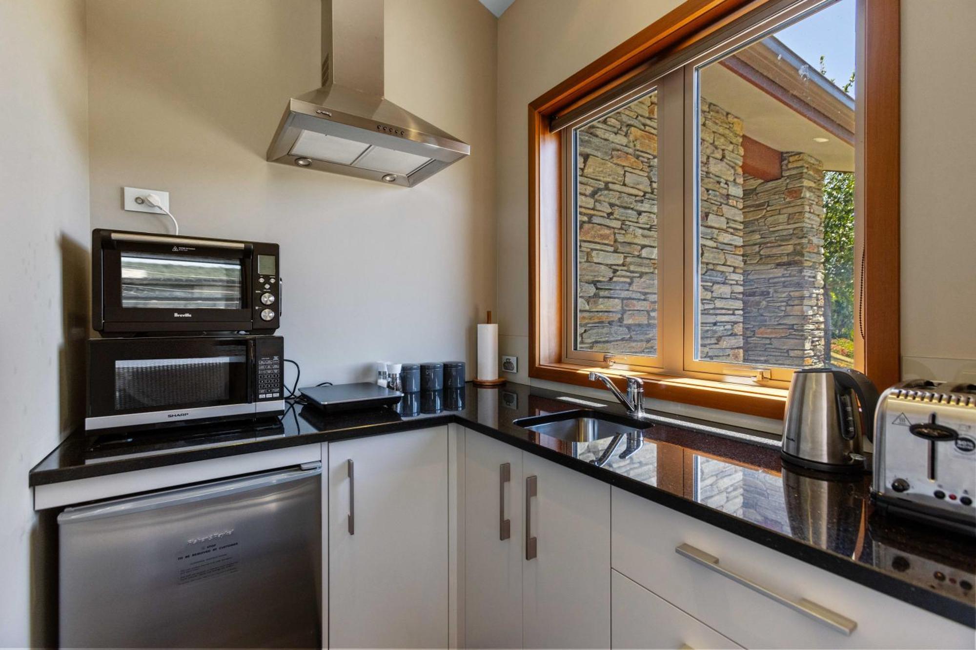 Studio Nestled In Ridgecrest Wanaka Luaran gambar