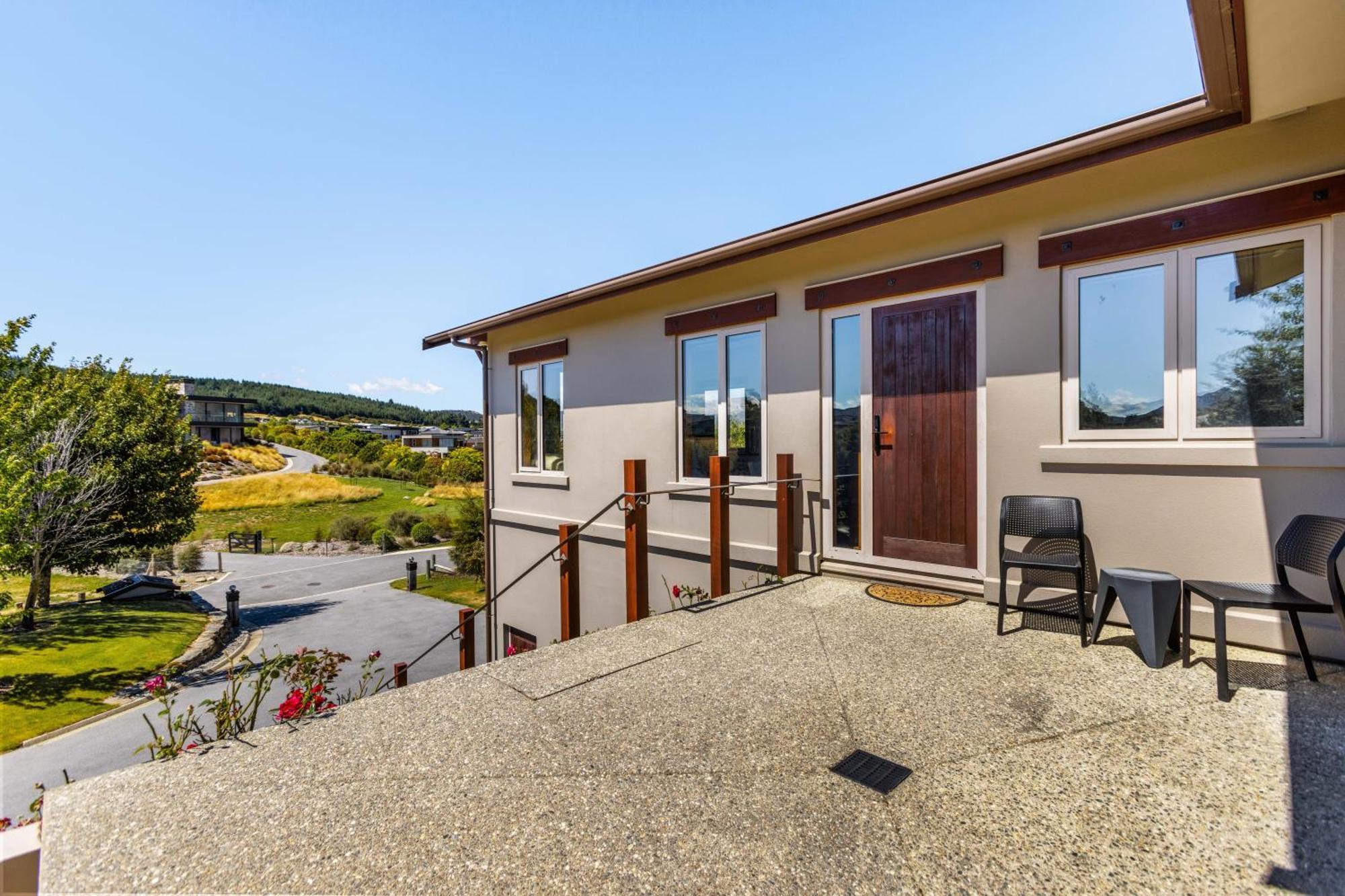 Studio Nestled In Ridgecrest Wanaka Luaran gambar