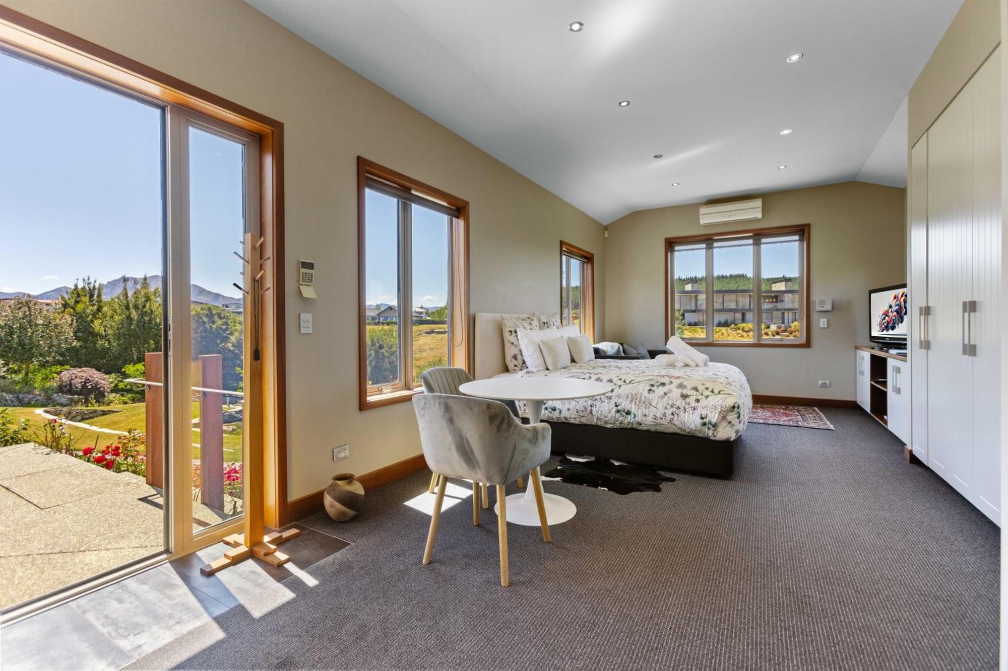 Studio Nestled In Ridgecrest Wanaka Luaran gambar